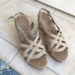 Wedge sandals